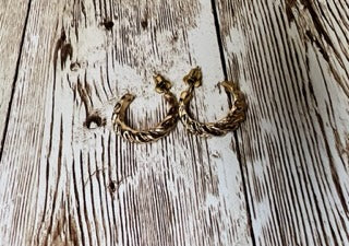 Thick Twist Small Hoops